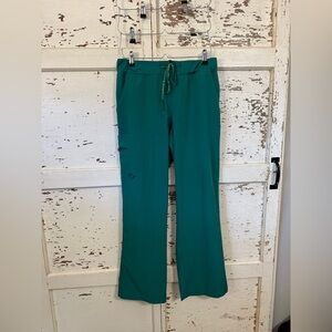 Med Couture Activate Hunter Green size  Never Worn